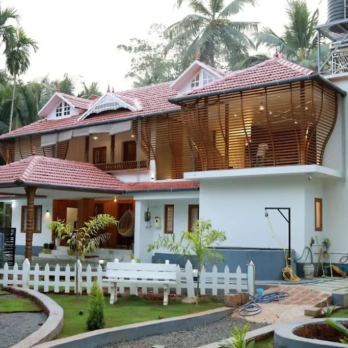 Thekkumbath Sea Breeze Villa Kannur