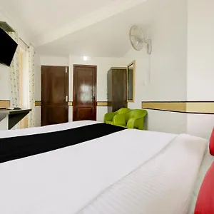 Hotell Collection O 75308 Floatel International, Kannur