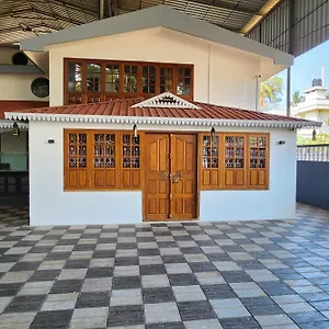Bharatham Heritage Hotel